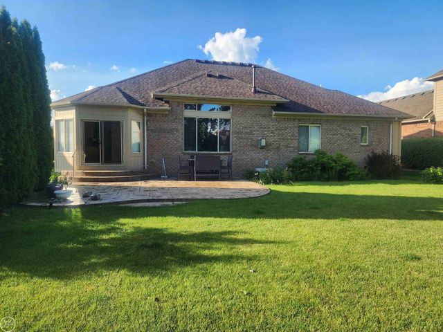 21766 Ambassador Drive, Macomb, MI 48044