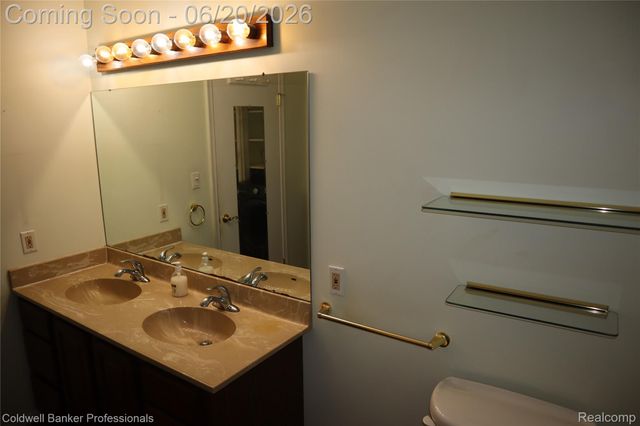 3456 Overton Street, Waterford Charter Township, MI 48328