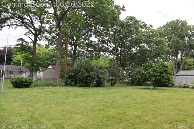 3456 Overton Street, Waterford Charter Township, MI 48328