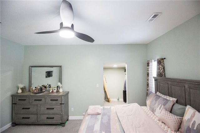 4540 NE 38th Street, Kansas City, MO 64117