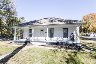 4540 NE 38th Street, Kansas City, MO 64117