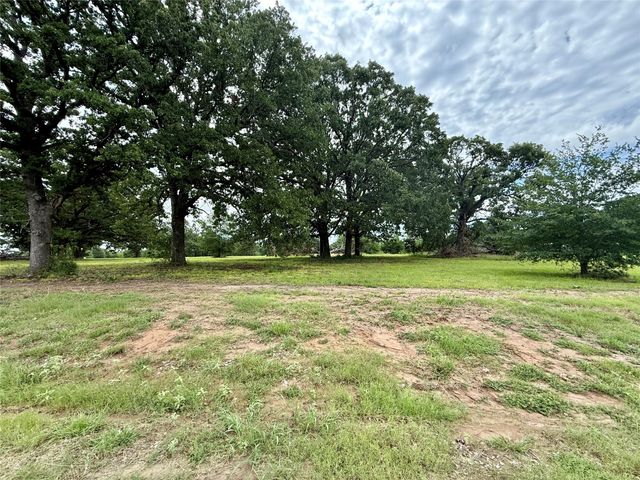430 Shoreline Drive, Dodd City, TX 75438