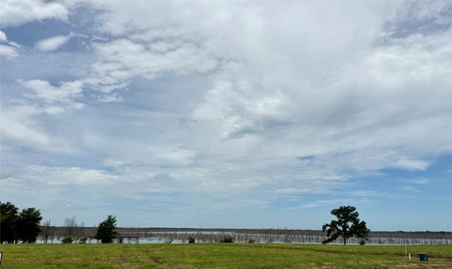 430 Shoreline Drive, Dodd City, TX 75438