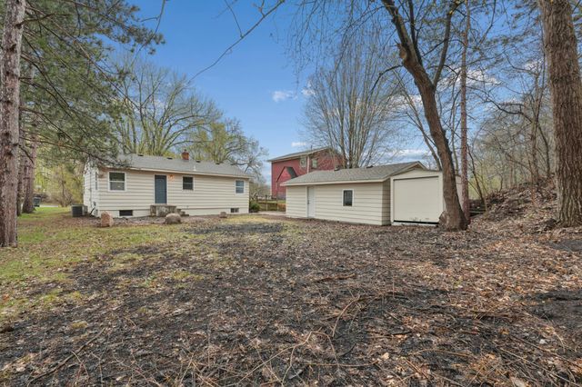 1444 Ames Avenue E, Saint Paul, MN 55106