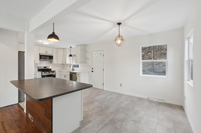 1444 Ames Avenue E, Saint Paul, MN 55106