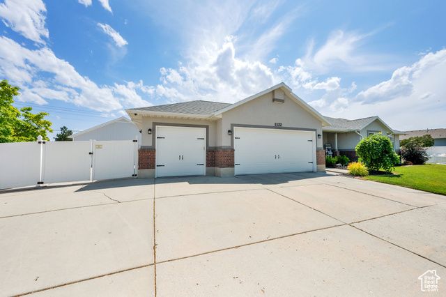 8322 S COPPER VISTA CIR, West Jordan, UT 84081