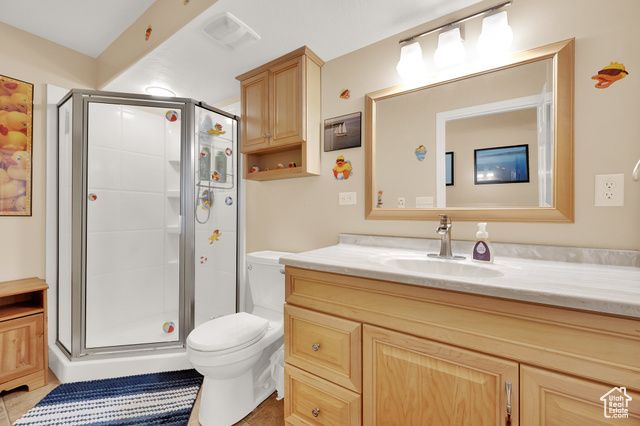 8322 S COPPER VISTA CIR, West Jordan, UT 84081