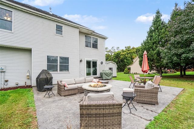 17172 Cherokee Trail, Three Rivers, MI 49093
