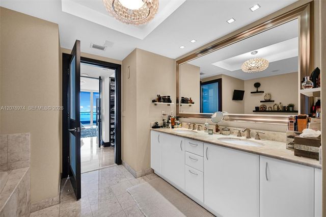 1331 Brickell Bay Drive 3607, Miami, FL 33131
