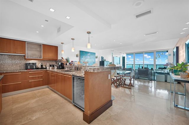 1331 Brickell Bay Drive 3607, Miami, FL 33131