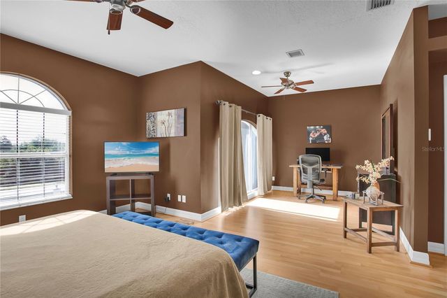 2536 EAGLES CROSSING DRIVE, Clearwater, FL 33762