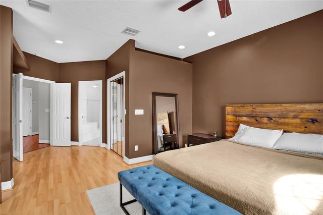 2536 EAGLES CROSSING DRIVE, Clearwater, FL 33762