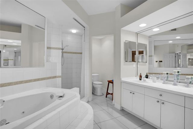 2536 EAGLES CROSSING DRIVE, Clearwater, FL 33762