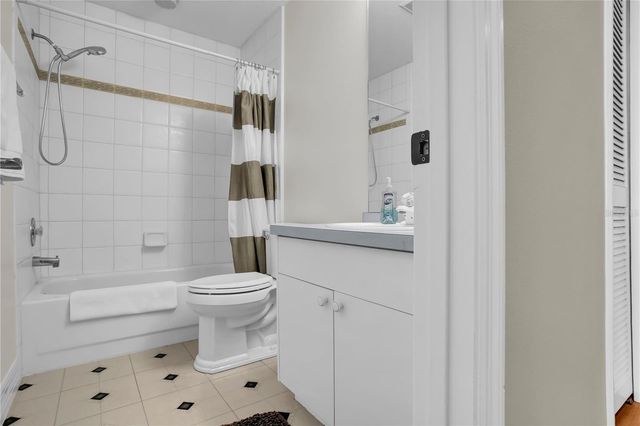 2536 EAGLES CROSSING DRIVE, Clearwater, FL 33762