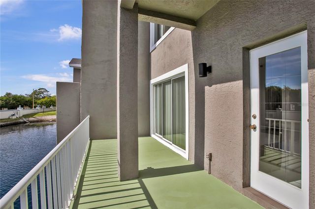 2536 EAGLES CROSSING DRIVE, Clearwater, FL 33762