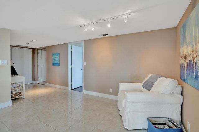 1010 S Ocean Boulevard 808, Pompano Beach, FL 33062