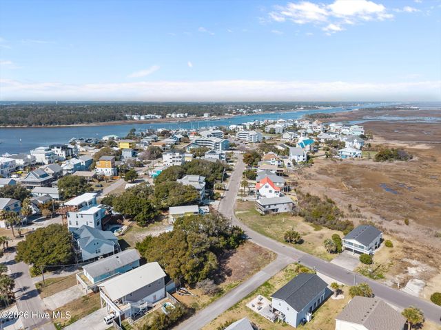 201 Virginia Avenue, Carolina Beach, NC 28428