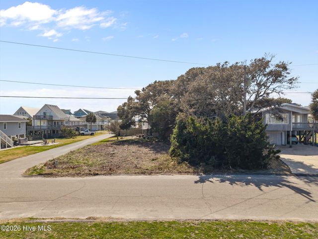 201 Virginia Avenue, Carolina Beach, NC 28428
