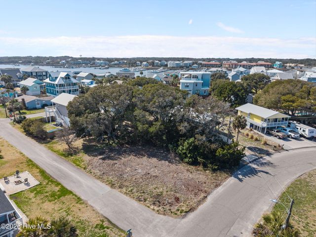 201 Virginia Avenue, Carolina Beach, NC 28428