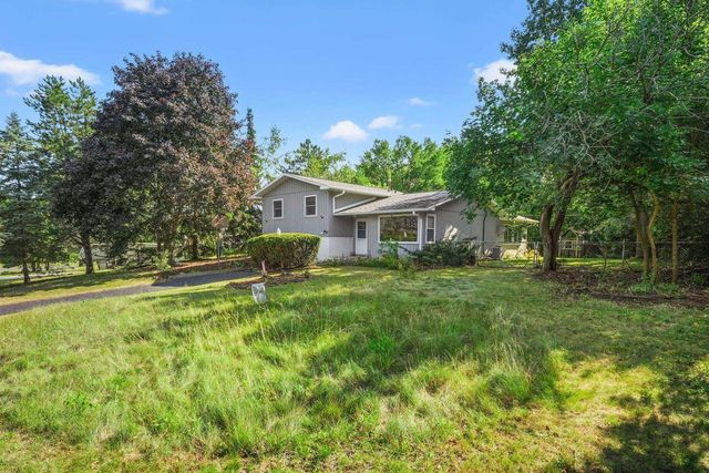 2498 Tower Road, Mcfarland, WI 53558