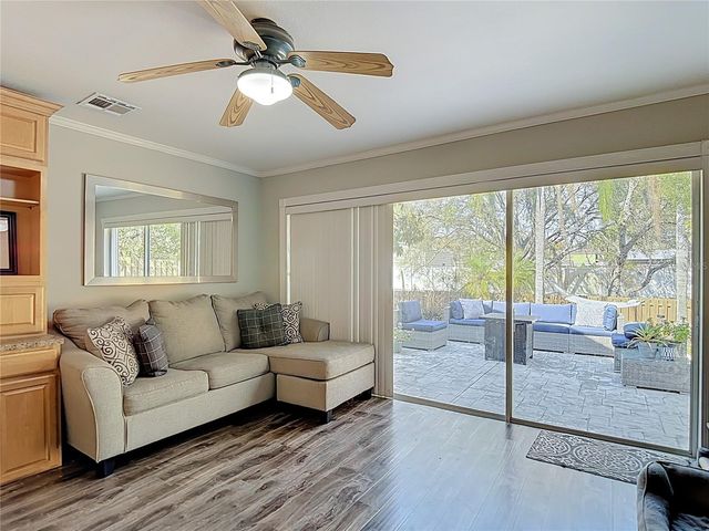 5637 PADDOCK TRAIL DRIVE, Tampa, FL 33624