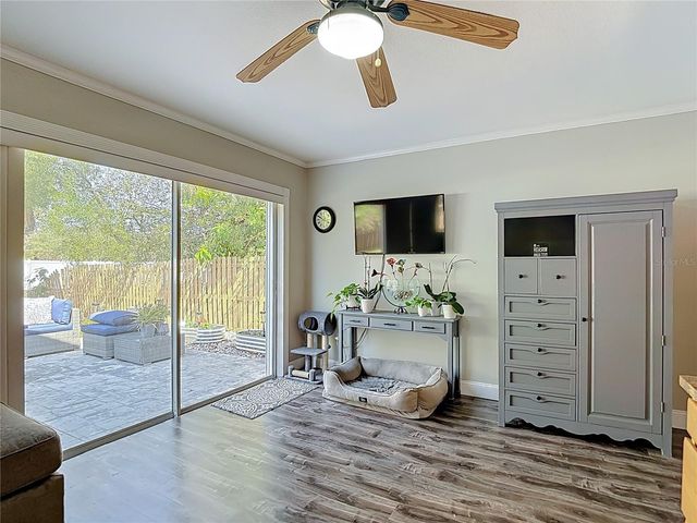 5637 PADDOCK TRAIL DRIVE, Tampa, FL 33624