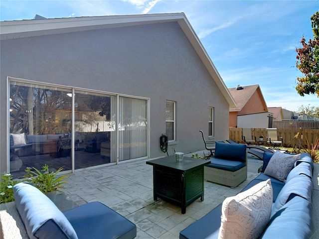 5637 PADDOCK TRAIL DRIVE, Tampa, FL 33624