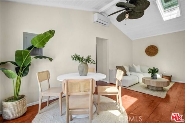 4038 Denny Avenue, Los Angeles, CA 91604