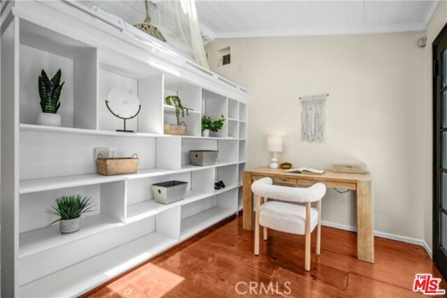 4038 Denny Avenue, Los Angeles, CA 91604