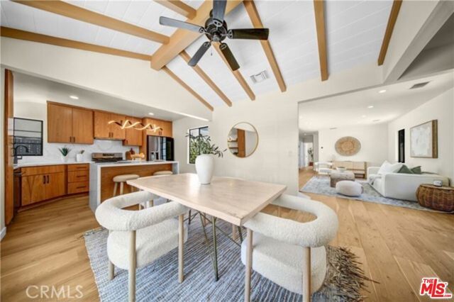 4038 Denny Avenue, Los Angeles, CA 91604