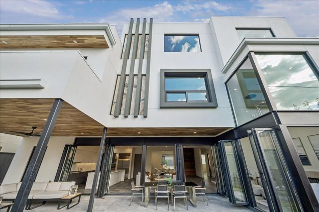 2610 Westgrove Lane, Houston, TX 77027