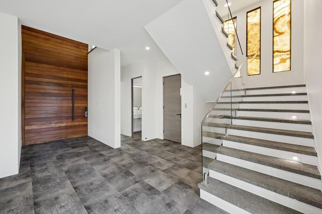 2610 Westgrove Lane, Houston, TX 77027