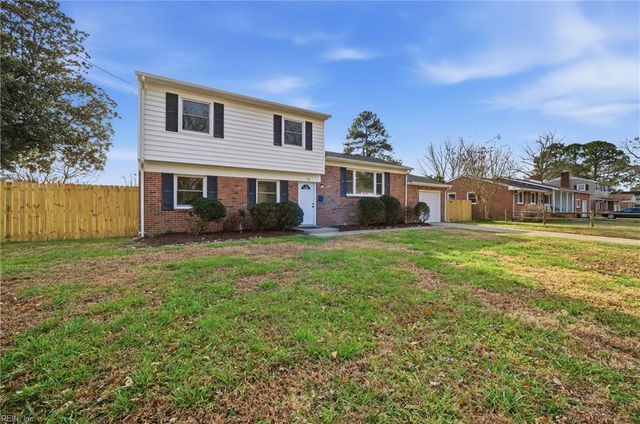 313 Pasture LN, Hampton, VA 23669