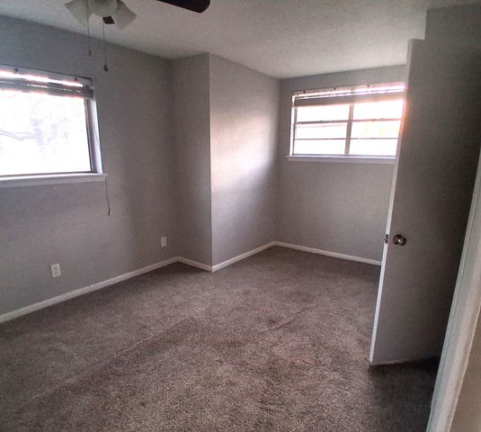 2 Woodcliff Drive, Texarkana, TX 75503