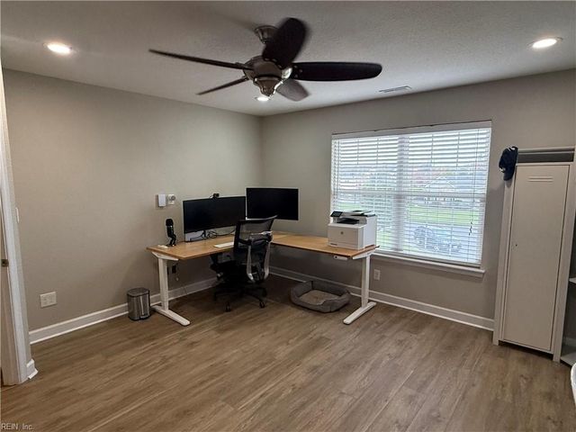 1904 Fairweather CT, Virginia Beach, VA 23456