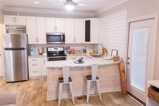 1904 Fairweather CT, Virginia Beach, VA 23456