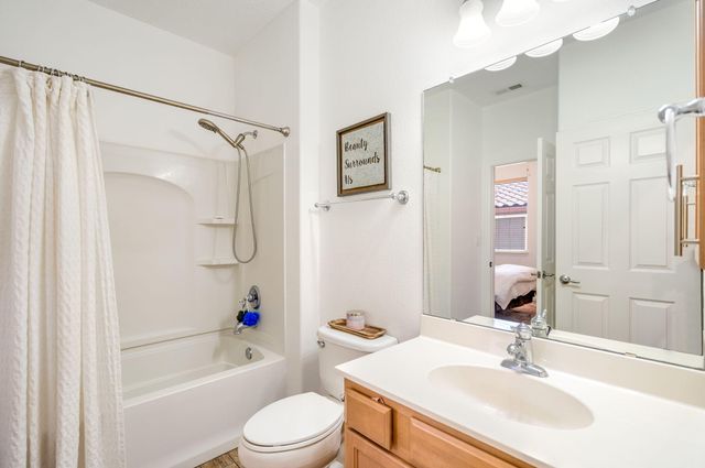 3713 Tierra Abierta Place NE, Rio Rancho, NM 87124