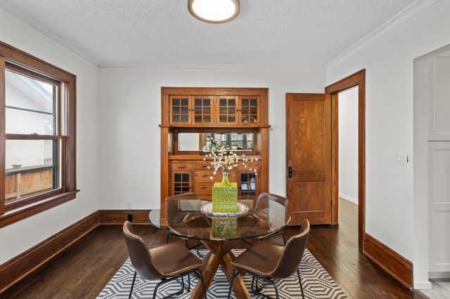 1618 Stanford Avenue, Saint Paul, MN 55105