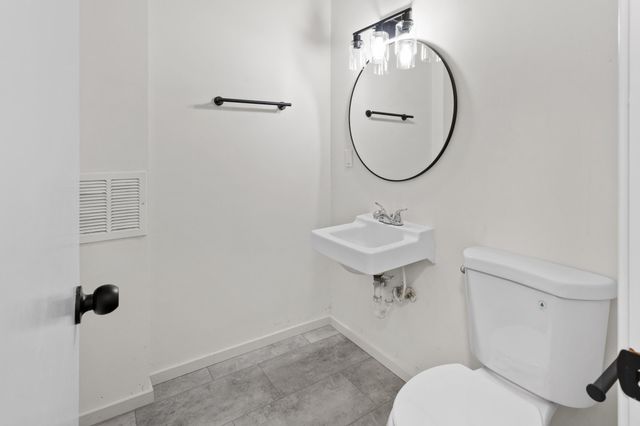 1618 Stanford Avenue, Saint Paul, MN 55105