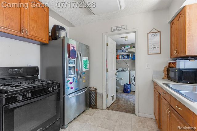 15166 Kerstyn Street, Taylor, MI 48180