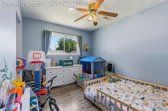 15166 Kerstyn Street, Taylor, MI 48180