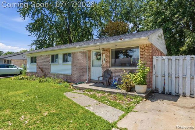 15166 Kerstyn Street, Taylor, MI 48180