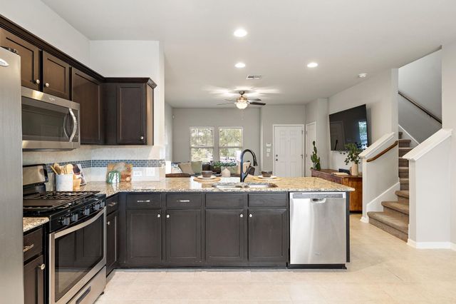 147 Wainscot Oak WAY, San Marcos, TX 78666