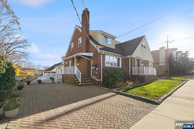 534 Kearney Avenue 1, Cliffside Park, NJ 07010