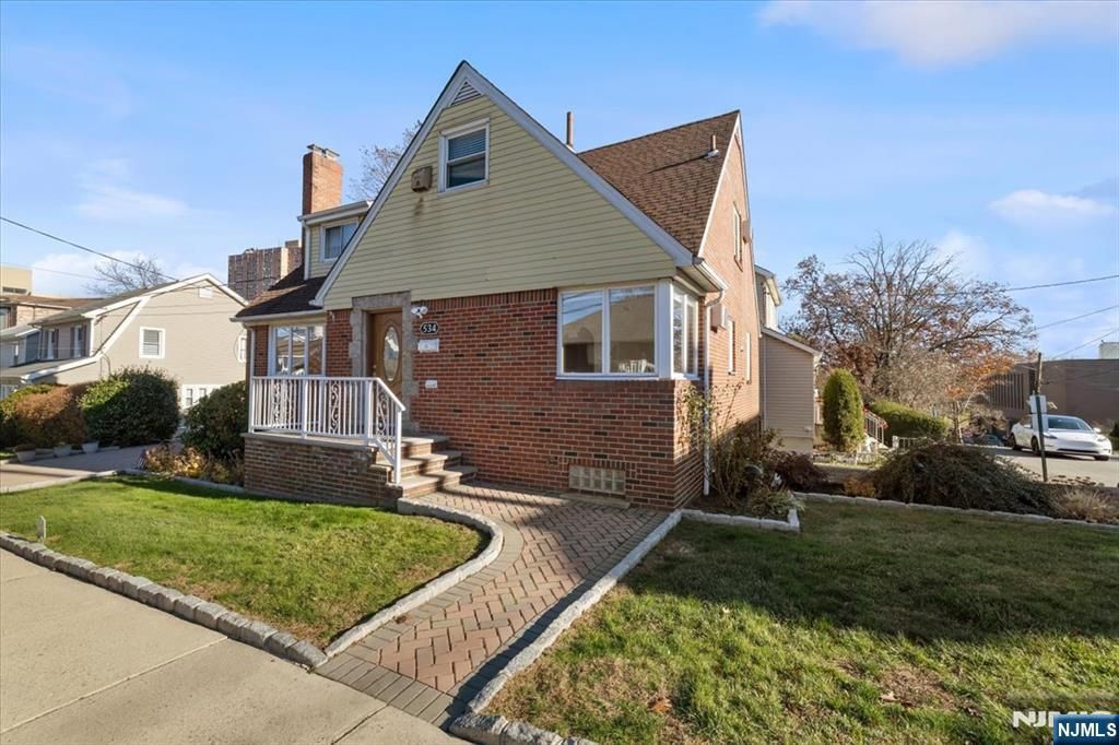 534 Kearney Avenue 1, Cliffside Park, NJ 07010