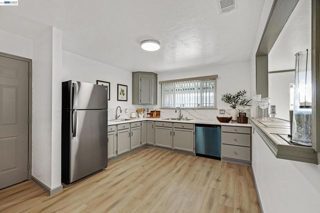 15344 Ruggles Street, San Leandro, CA 94579