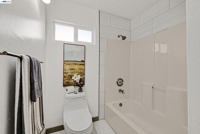15344 Ruggles Street, San Leandro, CA 94579