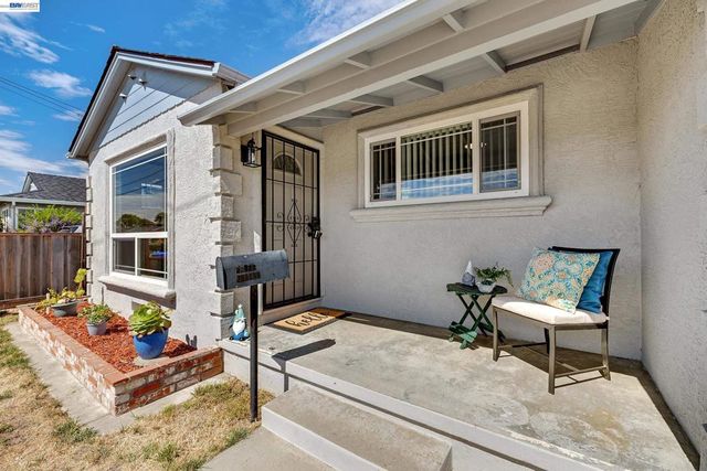15344 Ruggles Street, San Leandro, CA 94579