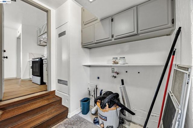 15344 Ruggles Street, San Leandro, CA 94579
