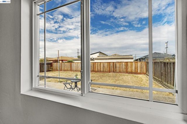 15344 Ruggles Street, San Leandro, CA 94579